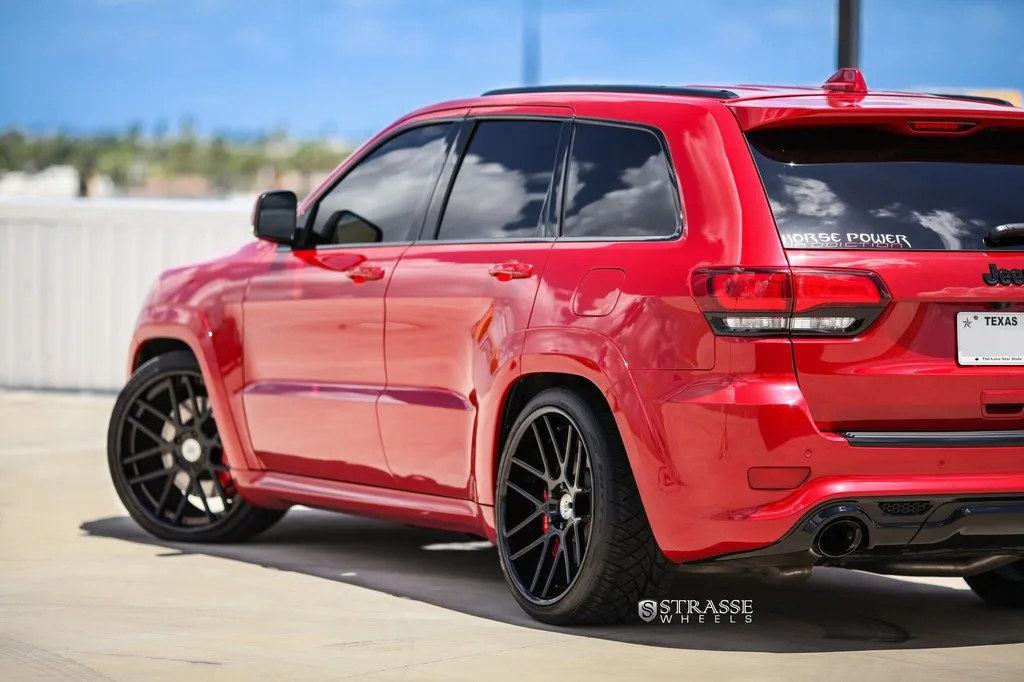 Strasse SM7 Deep Concave on Jeep Grand Cherokee WK2 (2011-2021), photo 6