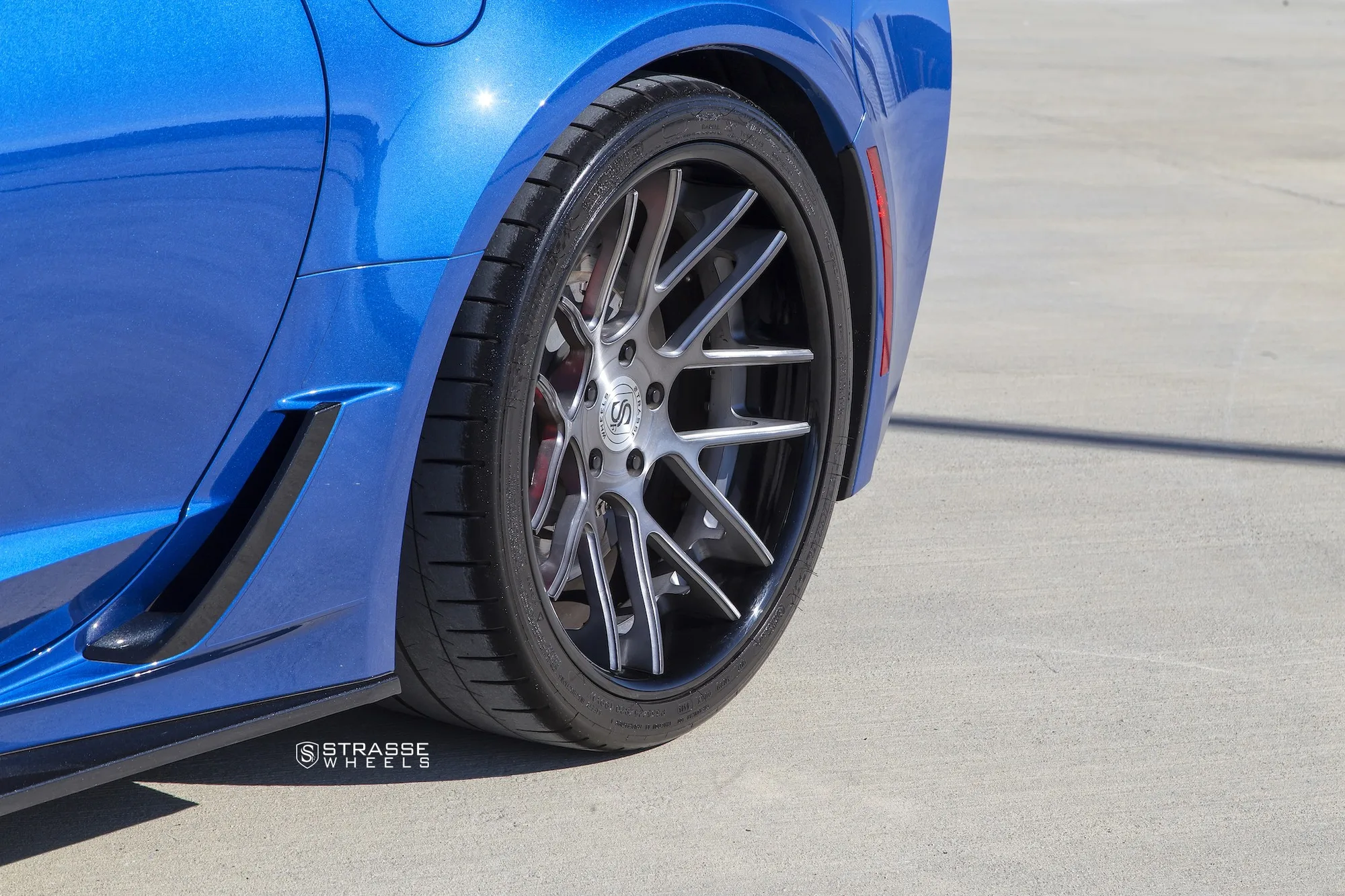 Strasse SM7 Deep Concave on Chevrolet Corvette C7, photo 4