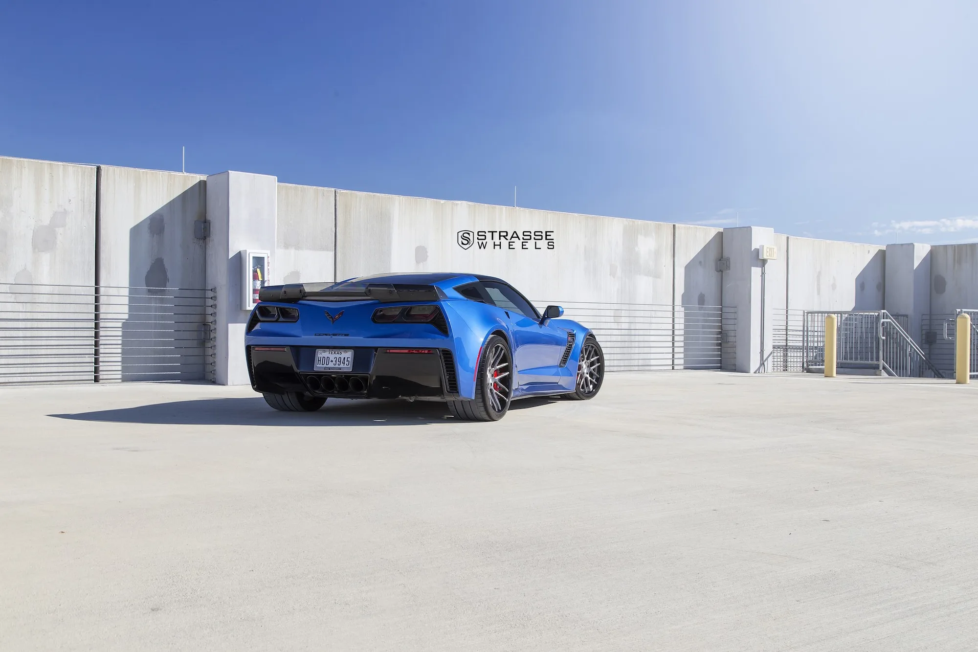 Strasse SM7 Deep Concave on Chevrolet Corvette C7, photo 10