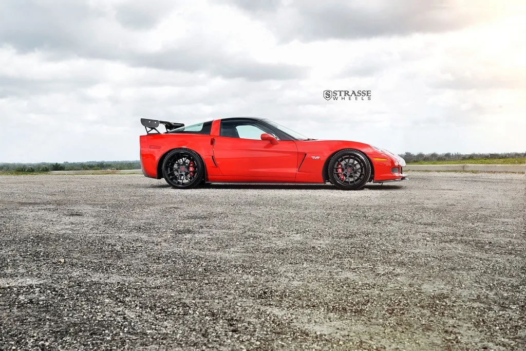 Strasse SM7 Deep Concave on Chevrolet Corvette C6, photo 6