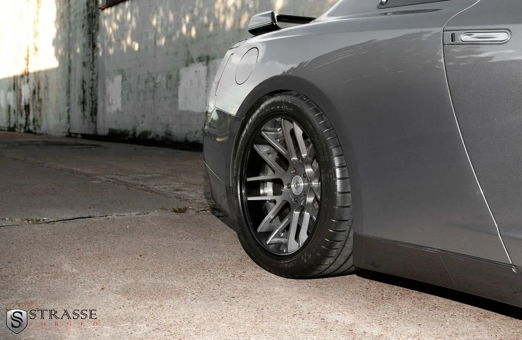 Strasse SM7 Deep Concave on Nissan GT-R R35.1, photo 8