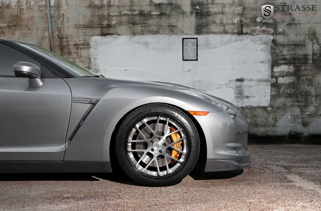 Strasse SM7 Deep Concave on Nissan GT-R R35.1, photo 3
