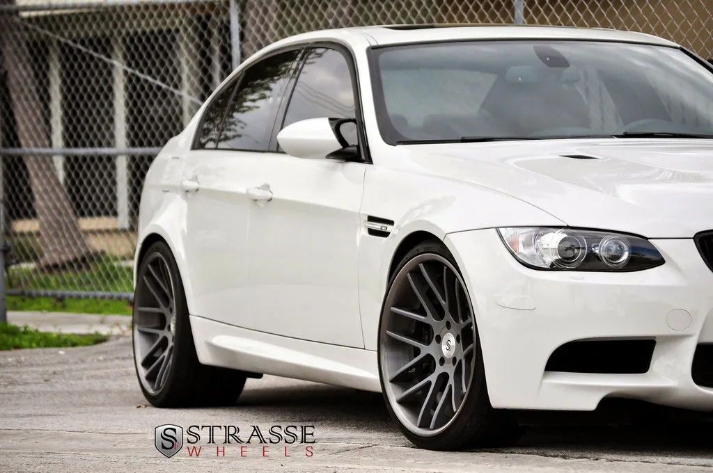 Strasse SM7 Deep Concave on BMW M3 E92.2, photo 6