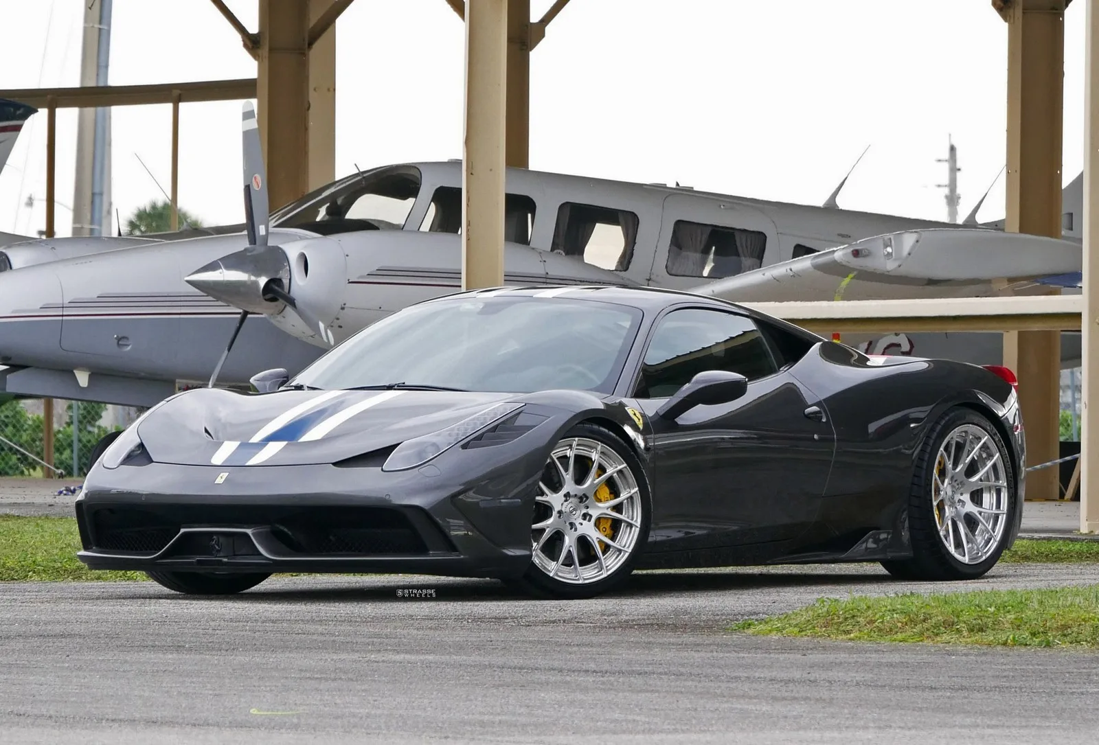 Strasse SM7R Deep Concave Duoblocks on Ferrari 458 Speciale Speciale, photo 2
