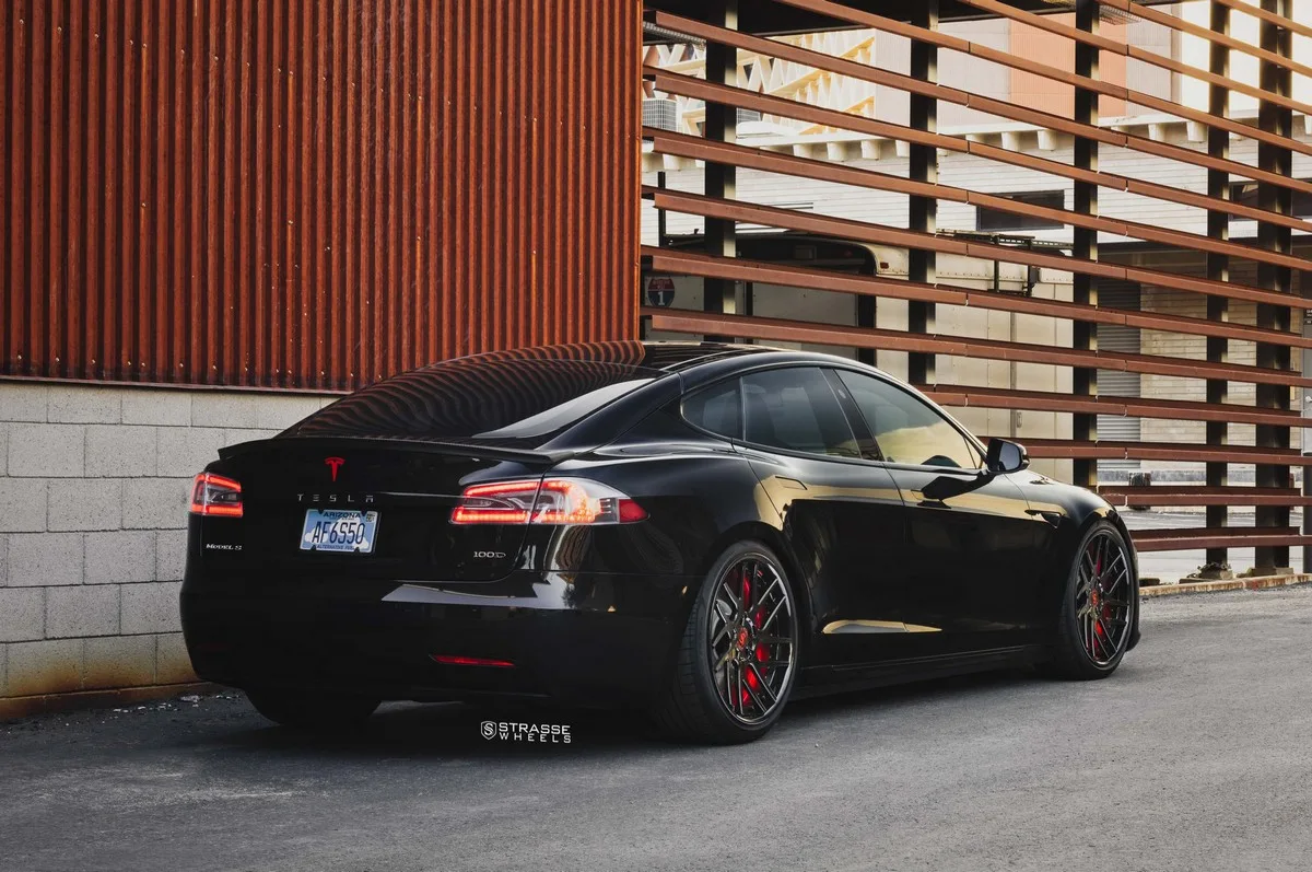 Strasse SM7T Deep Concave on Tesla Model S Facelift (2016-2021), photo 3