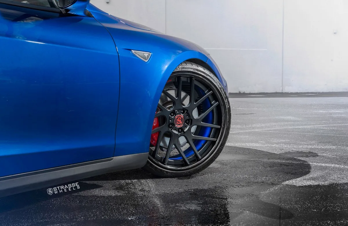 Strasse SM7T Deep Concave on Tesla Model S Original (2012-2016), photo 3