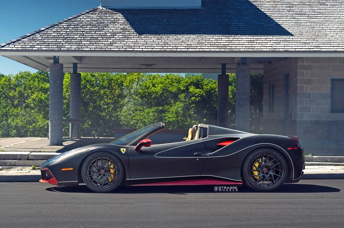 Strasse SM7T Deep Concave on Ferrari 488, photo 4