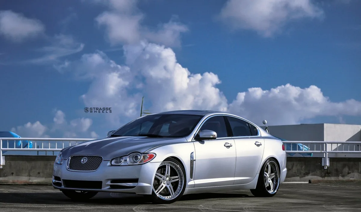 Strasse SP5 Signature Series on Jaguar XF X250.1