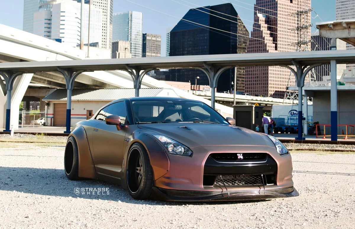 Strasse SP5R Signature Series on Nissan GT-R R35.1, photo 2