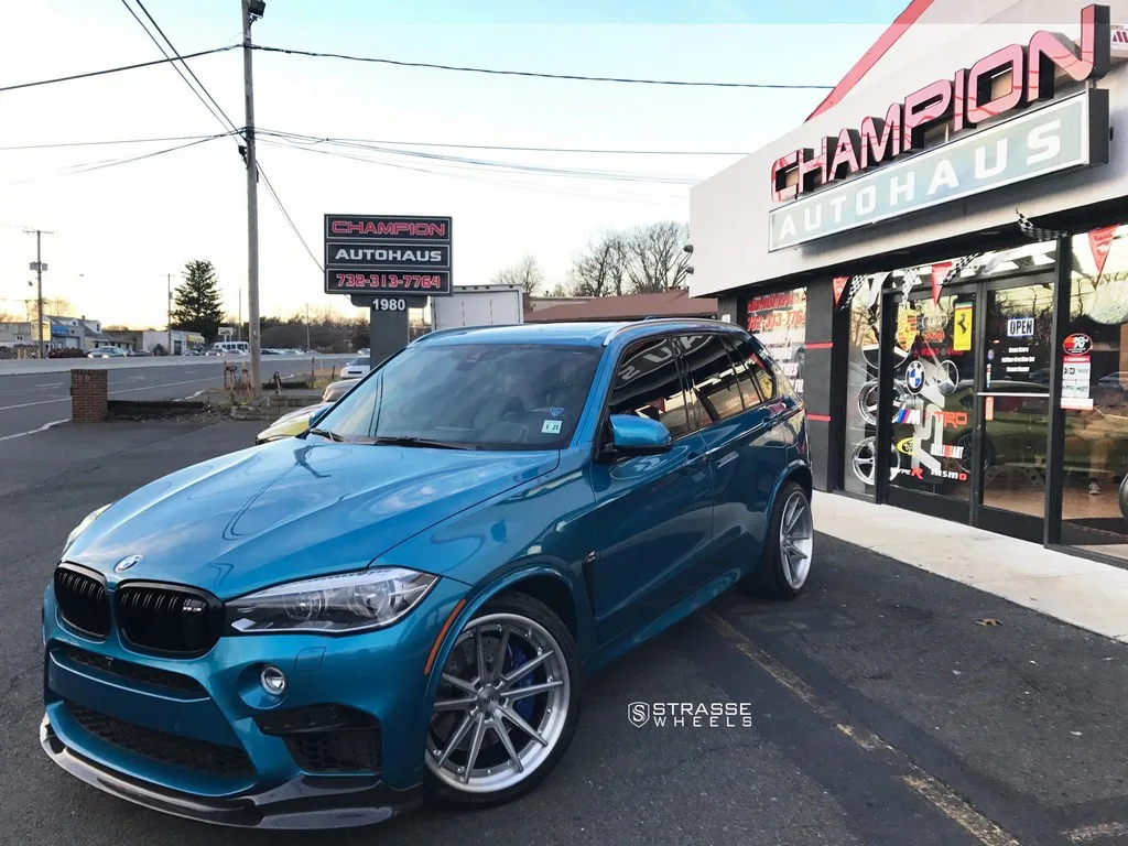 Strasse SV1 Deep Concave FS on BMW X5 M F15, photo 4