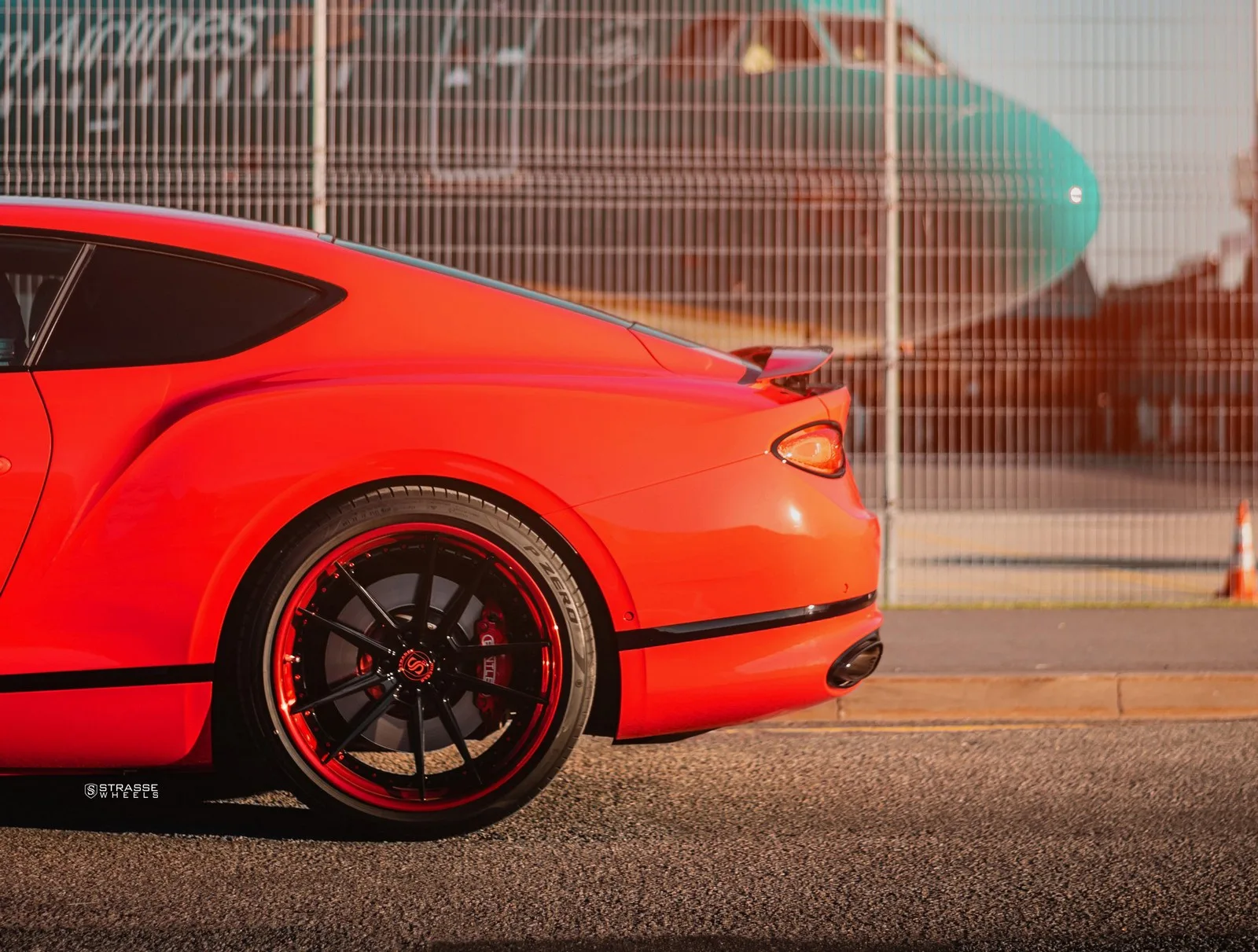 Strasse SV1 Deep Concave FS on Bentley Continental GT 3rd gen, photo 9