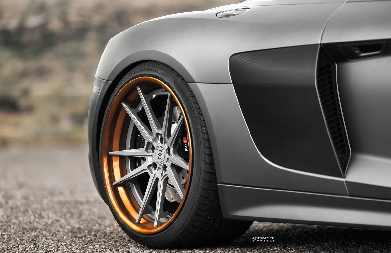Strasse SV1 Deep Concave FS on Audi R8 Type 4S.1, photo 6