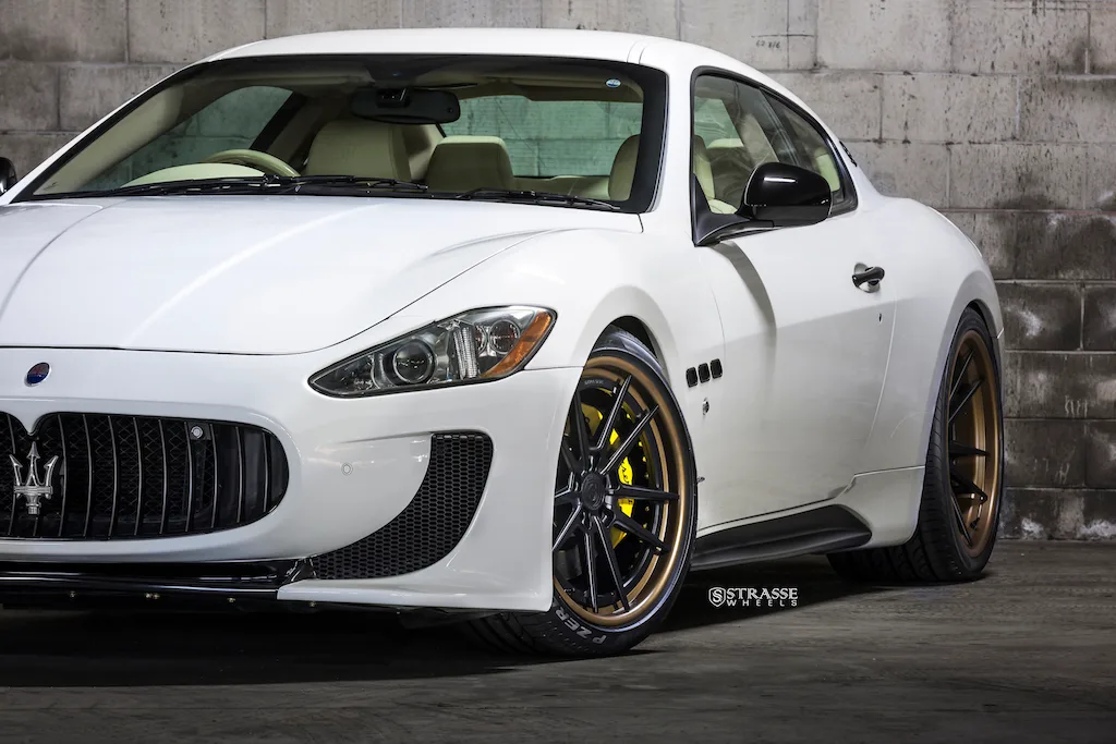 Strasse SV1 Deep Concave FS on Maserati GranTurismo (2007).1, photo 9