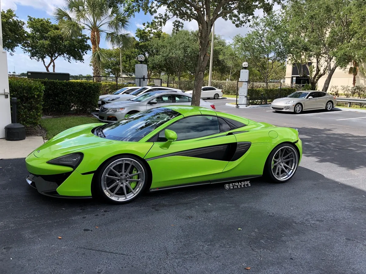 Strasse SV1 Deep Concave FS on McLaren 570S, photo 3