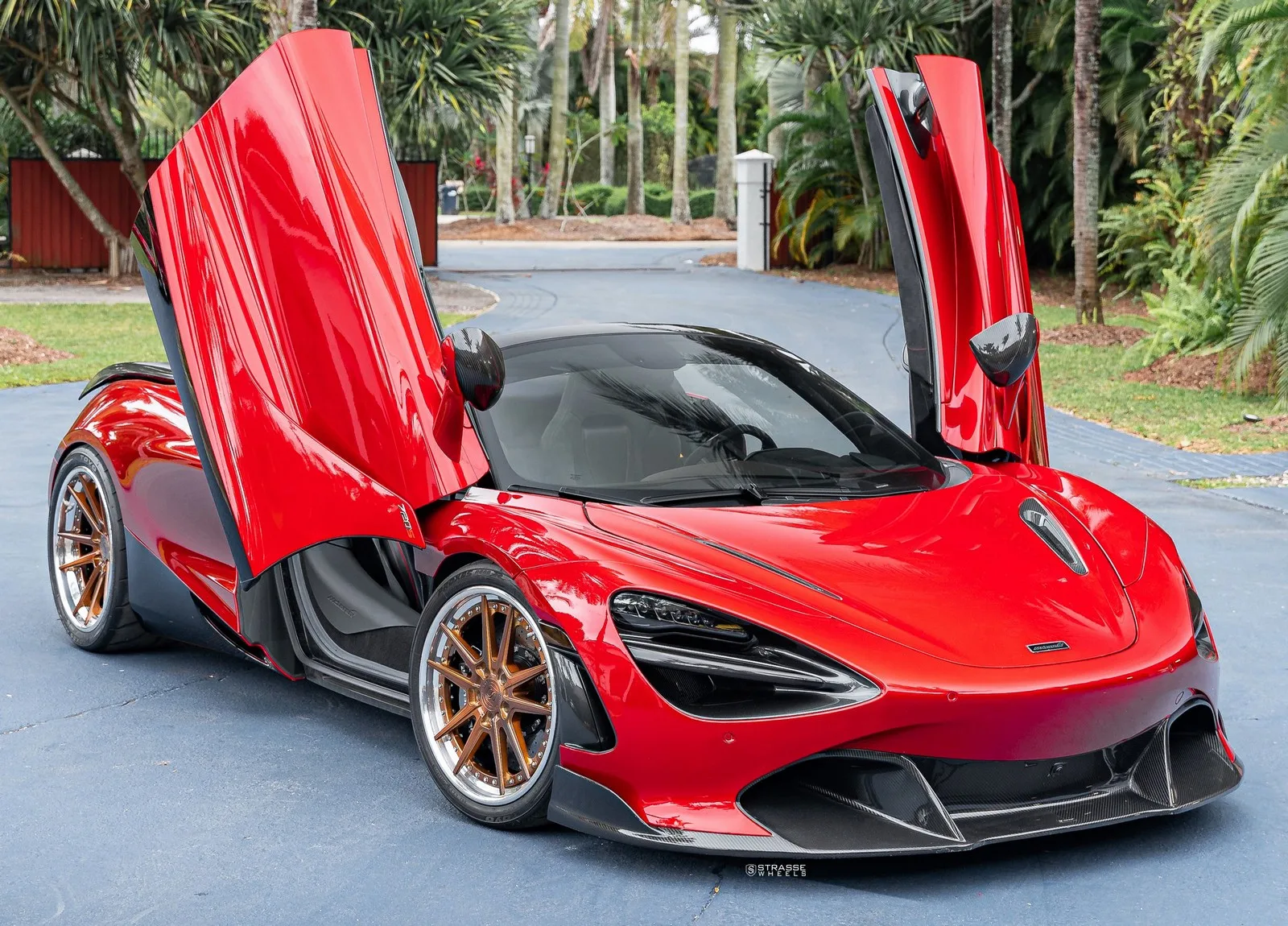 Strasse SV1 Deep Concave FS on McLaren 720S
