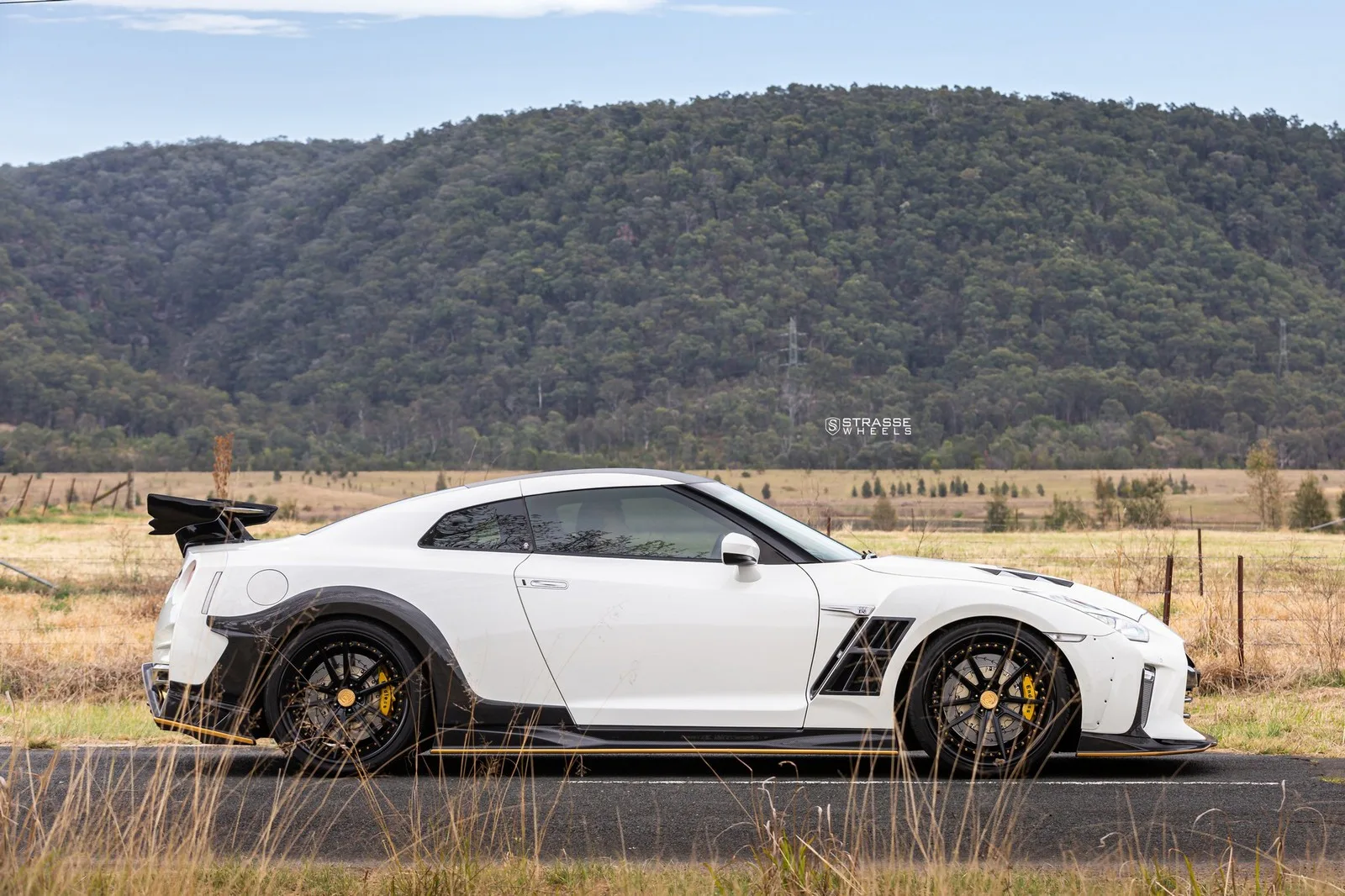 Strasse SV1 Deep Concave FS on Nissan GT-R R35.1, photo 6