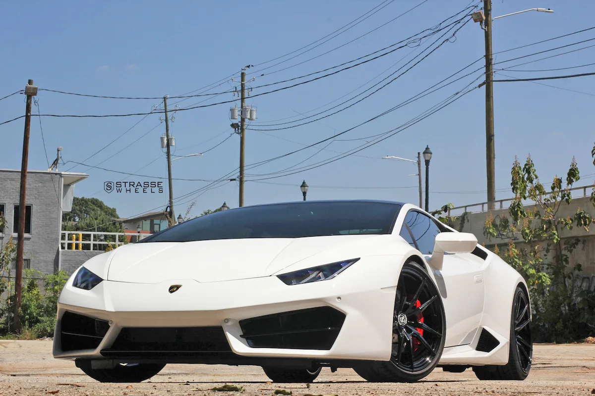 Strasse SV1 Deep Concave Monoblock on Lamborghini Huracan (2014)