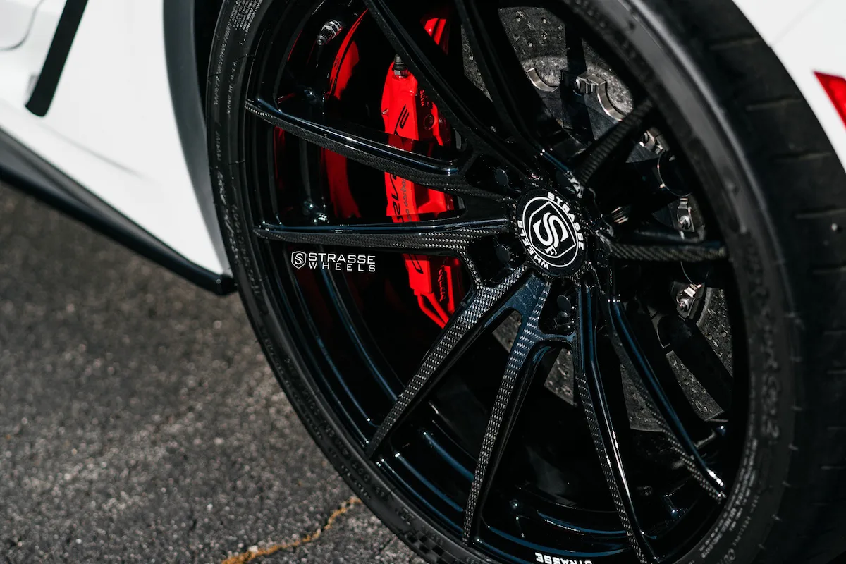 Strasse SV1 Deep Concave Monoblock on Chevrolet Corvette C7, photo 5
