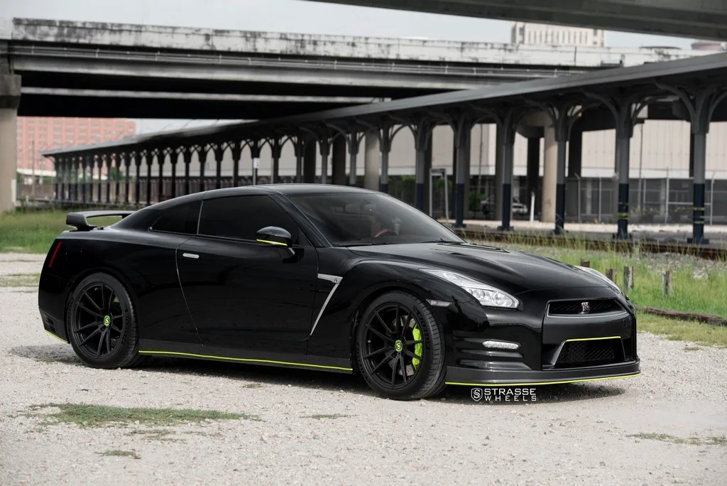 Strasse SV1 Deep Concave Monoblock on Nissan GT-R R35.1, photo 4