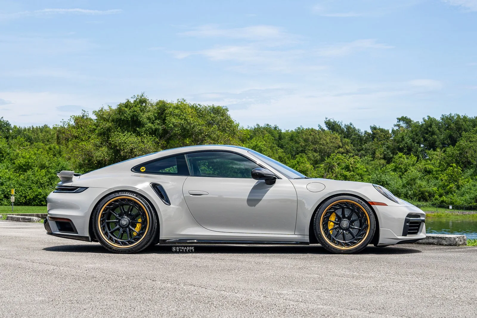Strasse SV10 Aero Deep Concave FS on Porsche 911 992.1, photo 7
