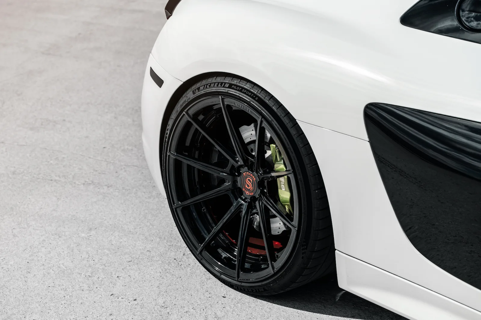Strasse SV10 Deep Concave Duoblock on Audi R8 Type 4S.1, photo 10