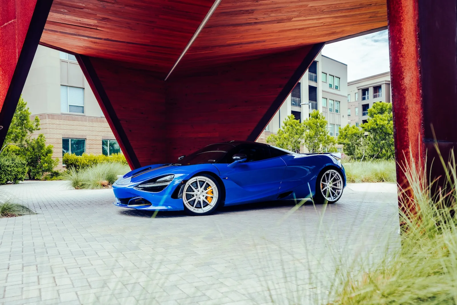Strasse SV10 Deep Concave Duoblock on McLaren 720S, photo 9