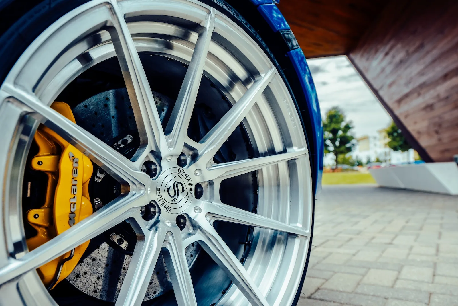 Strasse SV10 Deep Concave Duoblock on McLaren 720S, photo 4