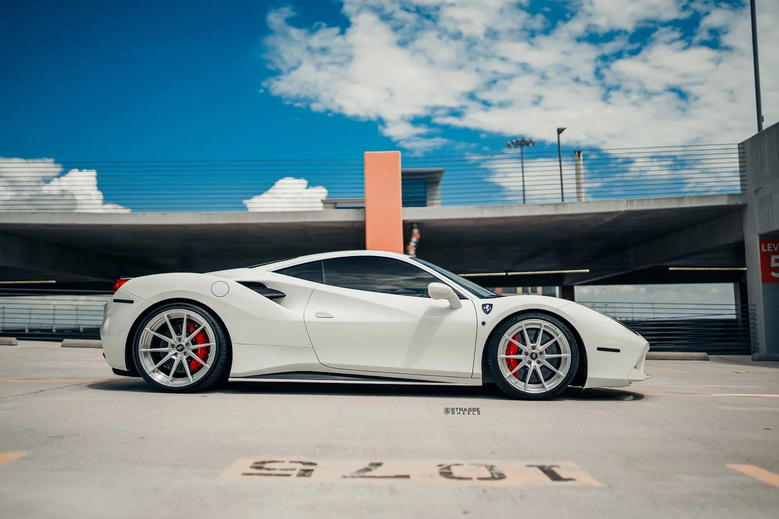 Strasse SV10 Deep Concave Duoblock on Ferrari 488, photo 10