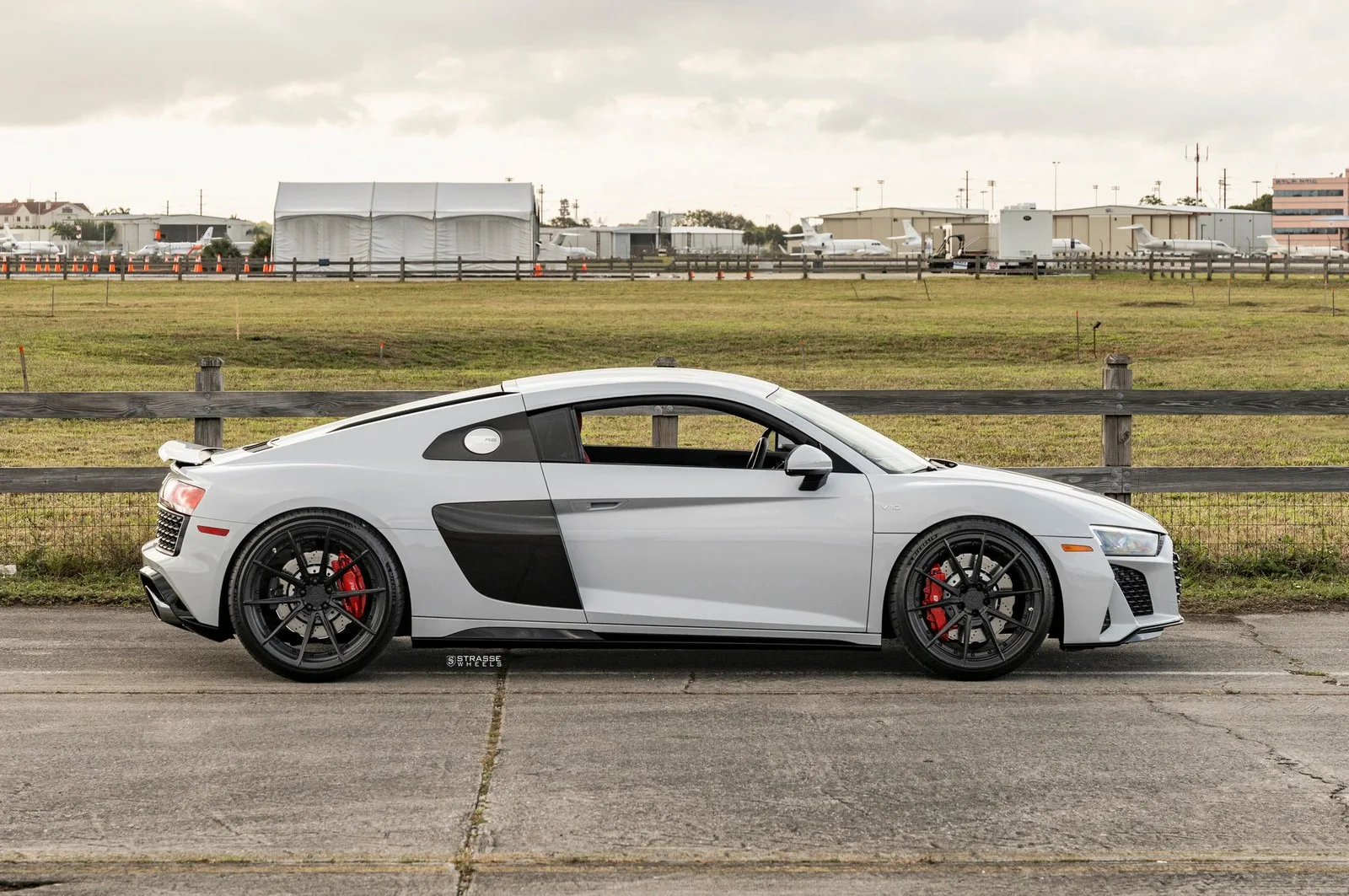 Strasse SV10 Deep Concave Duoblocks on Audi R8 Type 4S.2, photo 3