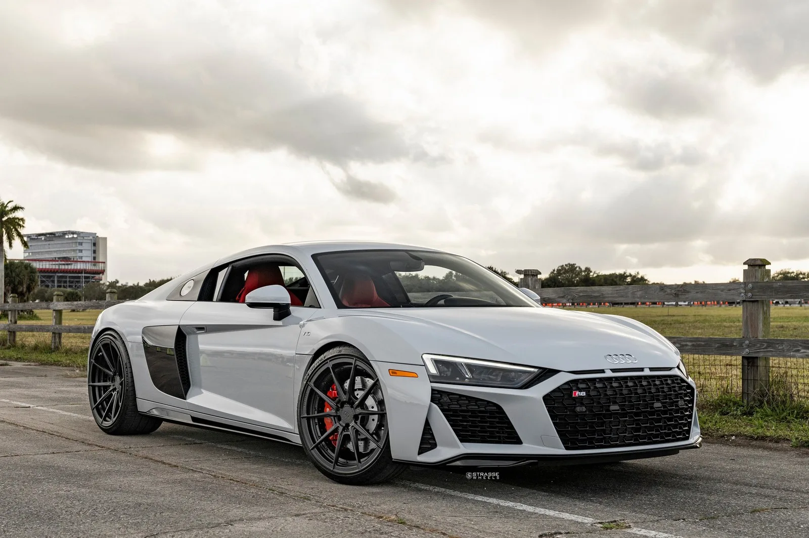 Strasse SV10 Deep Concave Duoblocks on Audi R8 Type 4S.2, photo 4