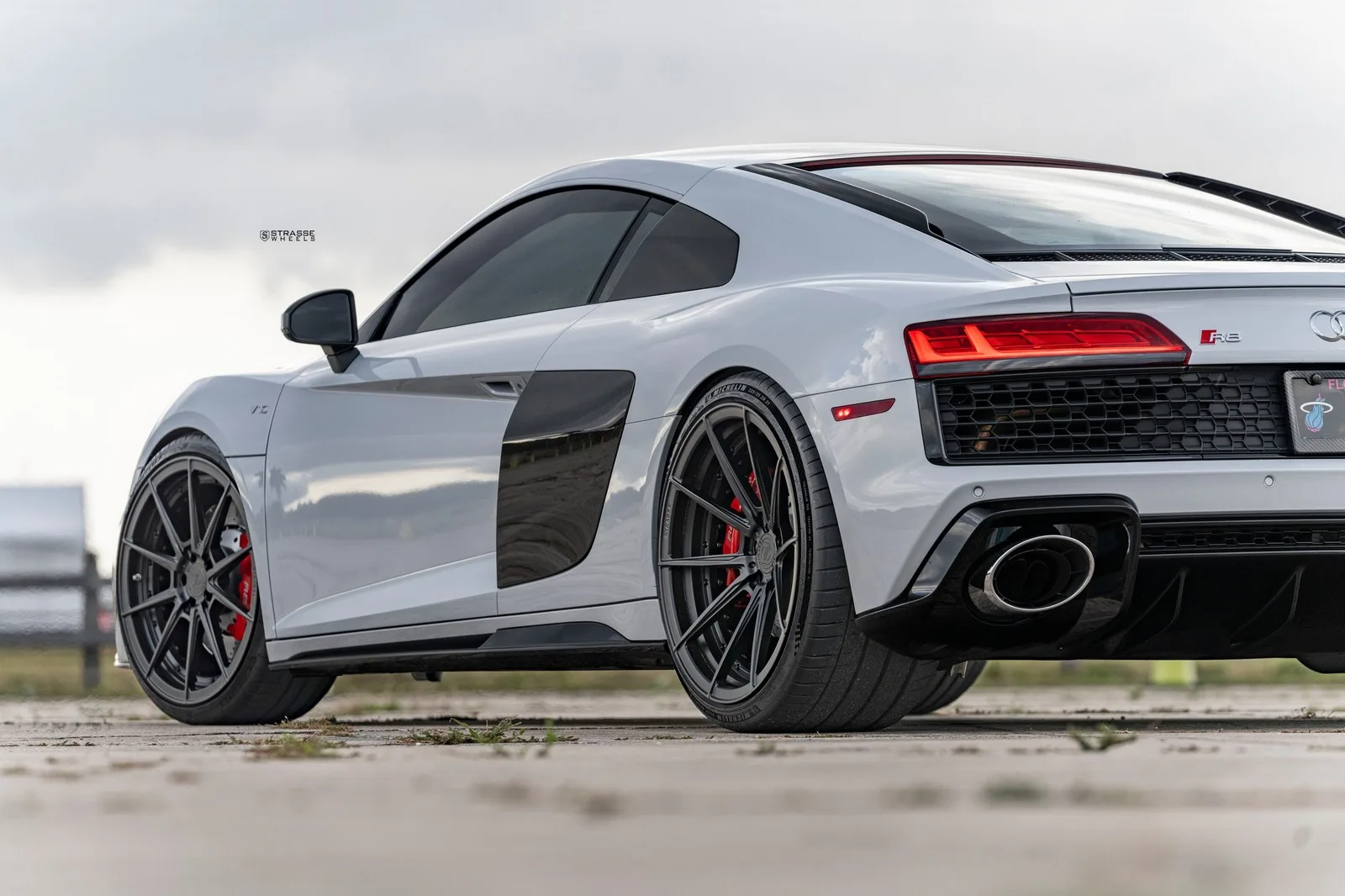 Strasse SV10 Deep Concave Duoblocks on Audi R8 Type 4S.2, photo 8