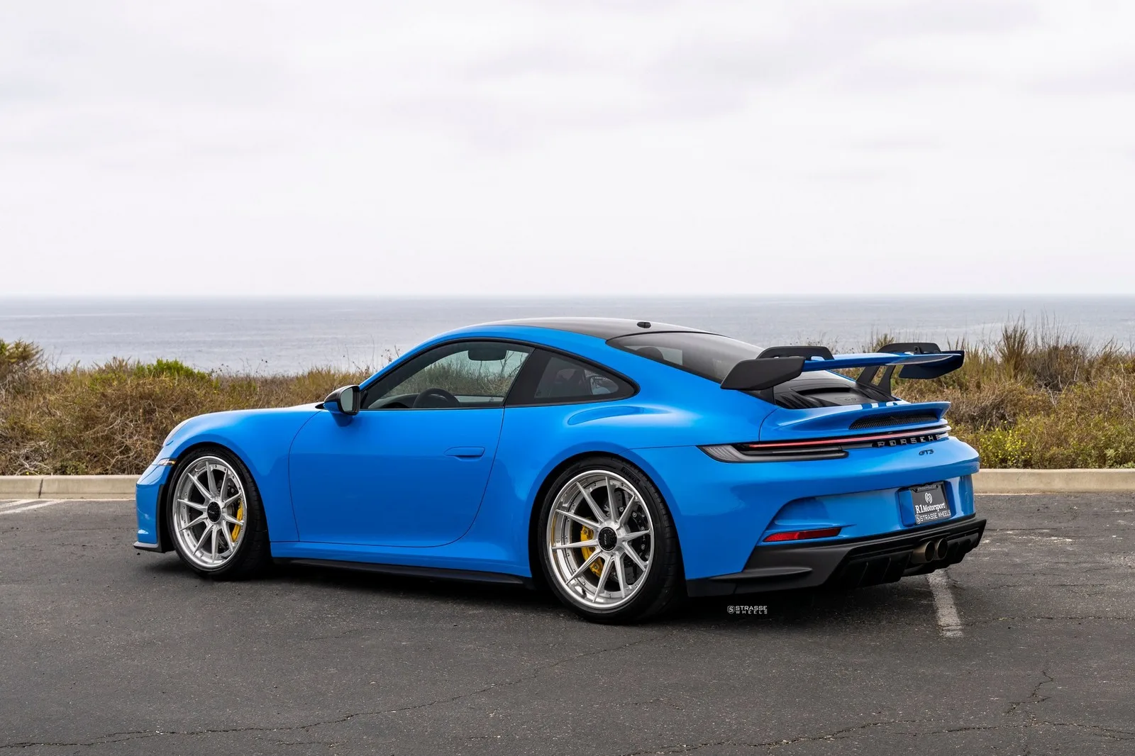 Strasse SV10 Deep Concave FS on Porsche 911 992.1, photo 9