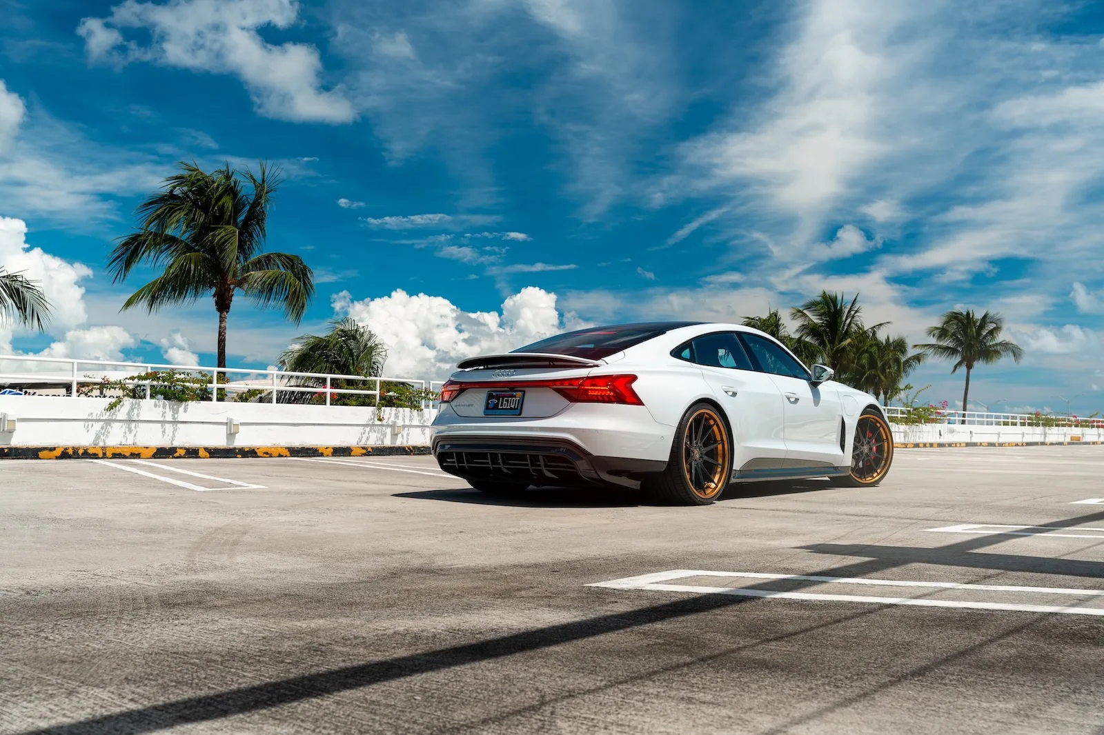Strasse SV10 Deep Concave FS on Audi e-tron GT J1.2, photo 9