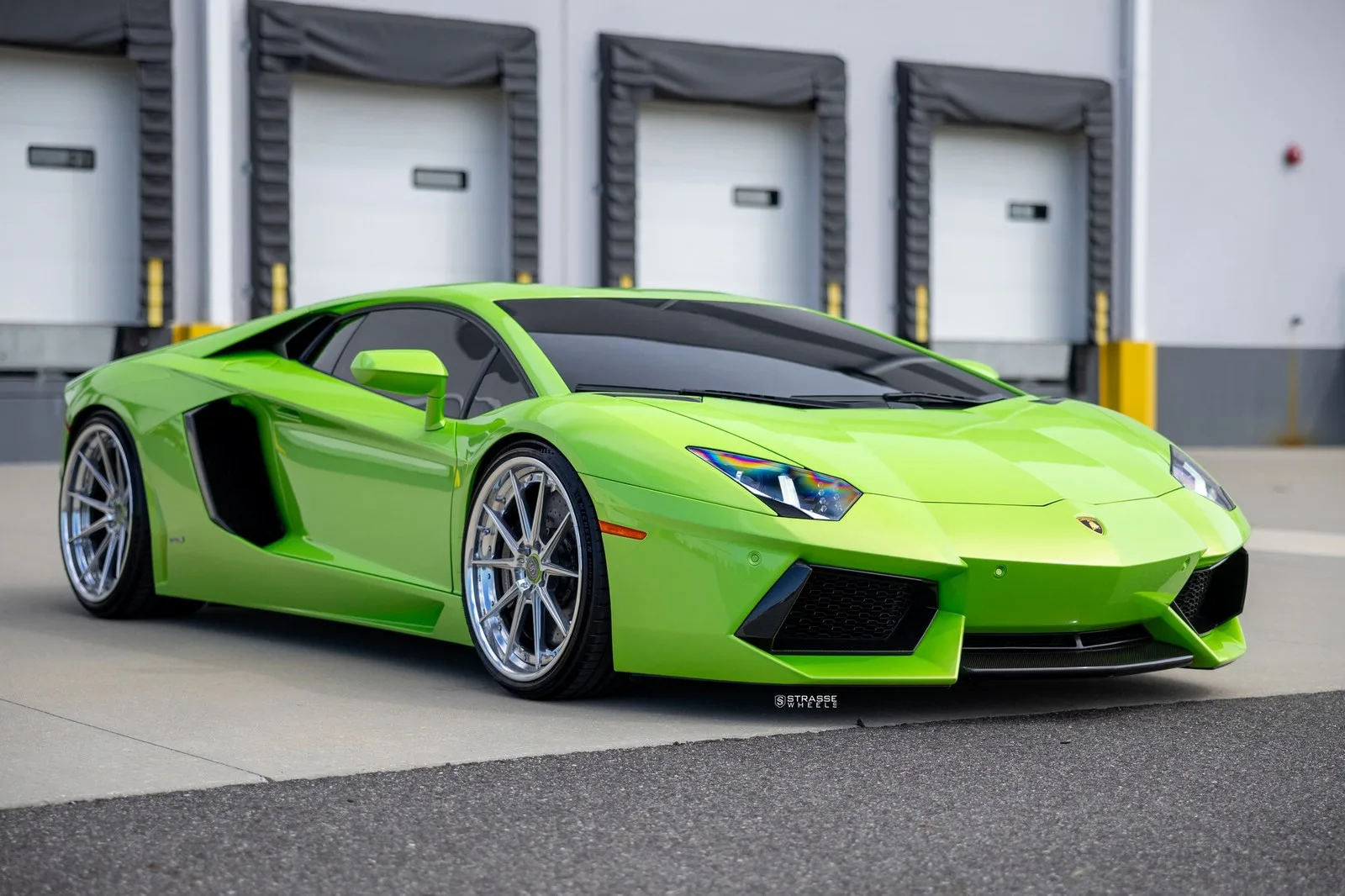 Strasse SV10 Deep Concave FS on Lamborghini Aventador First Gen.1, photo 3