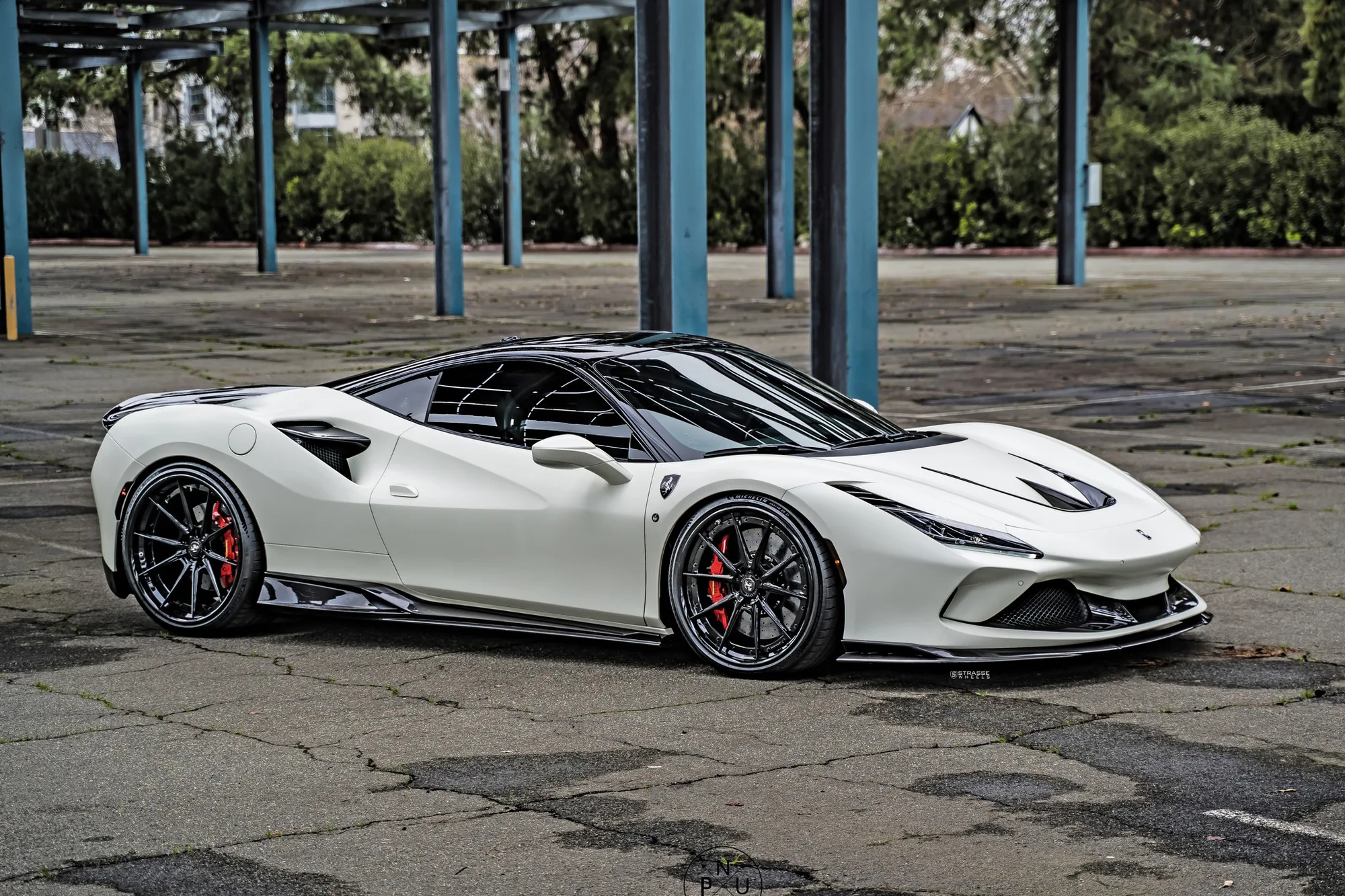 Strasse SV10 Deep Concave FS on Ferrari F8 F142MFL, photo 4