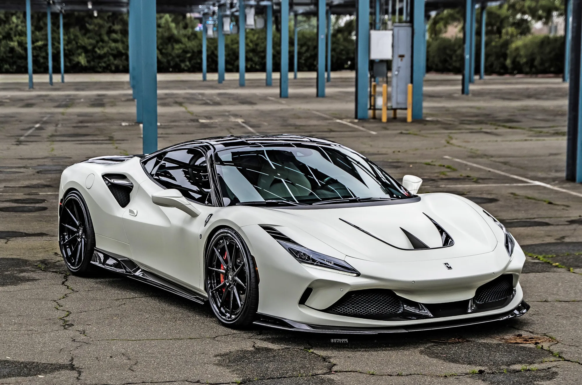 Strasse SV10 Deep Concave FS on Ferrari F8 F142MFL, photo 6