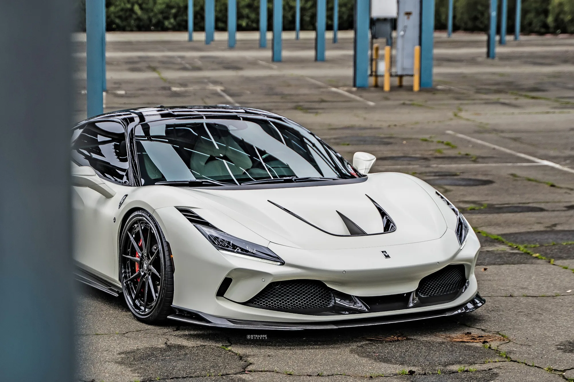 Strasse SV10 Deep Concave FS on Ferrari F8 F142MFL, photo 10