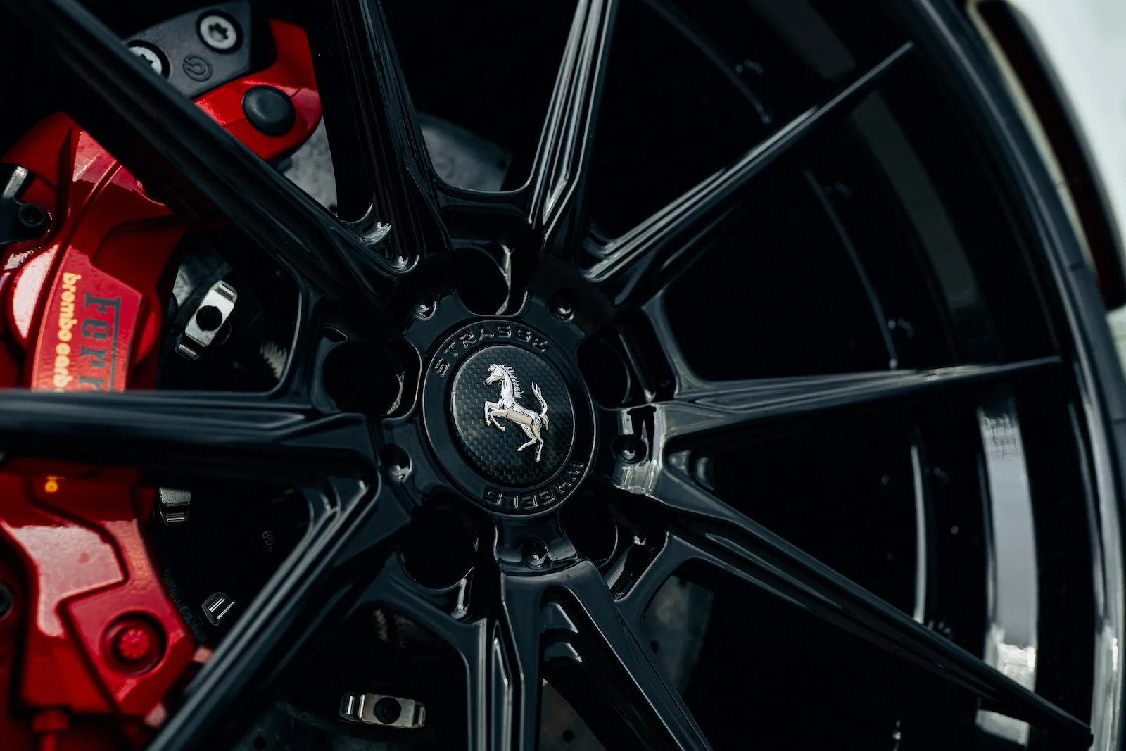Strasse SV10 Deep Concave FS on Ferrari F8 F142MFL, photo 11