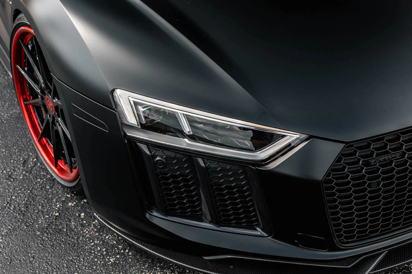Strasse SV10 Deep Concave FS on Audi R8 Type 4S.1, photo 3