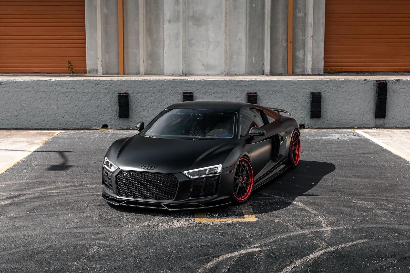 Strasse SV10 Deep Concave FS on Audi R8 Type 4S.1, photo 4