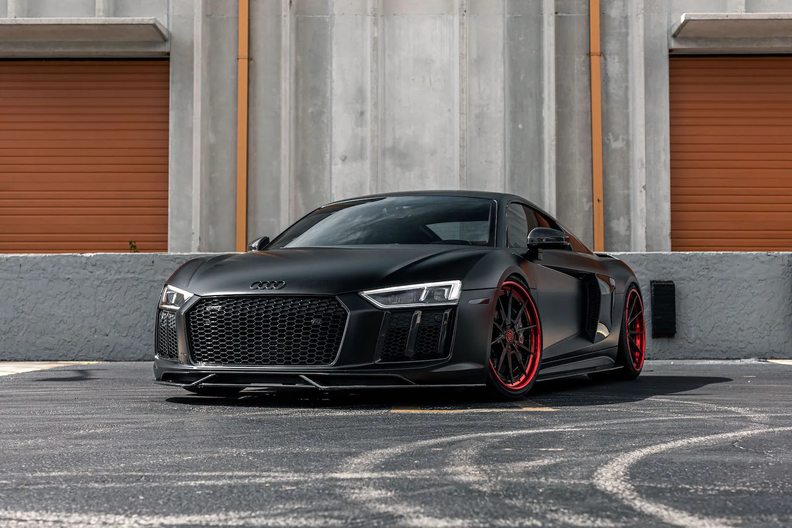 Strasse SV10 Deep Concave FS on Audi R8 Type 4S.1, photo 10