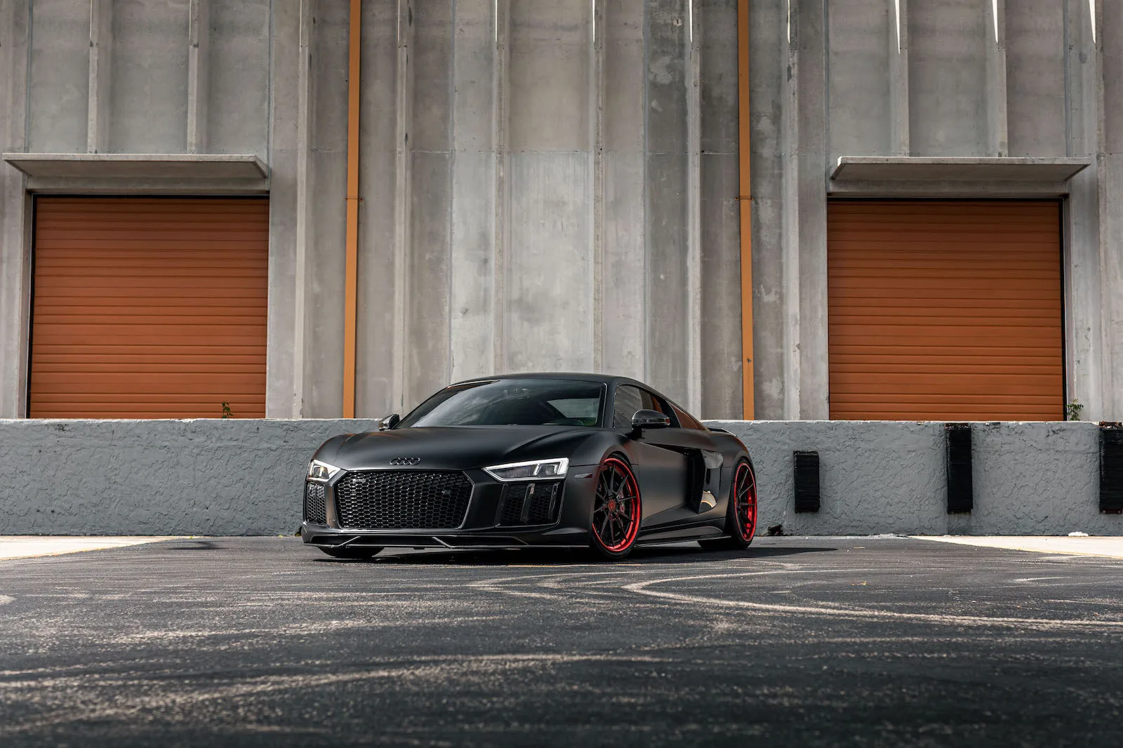 Strasse SV10 Deep Concave FS on Audi R8 Type 4S.1, photo 5