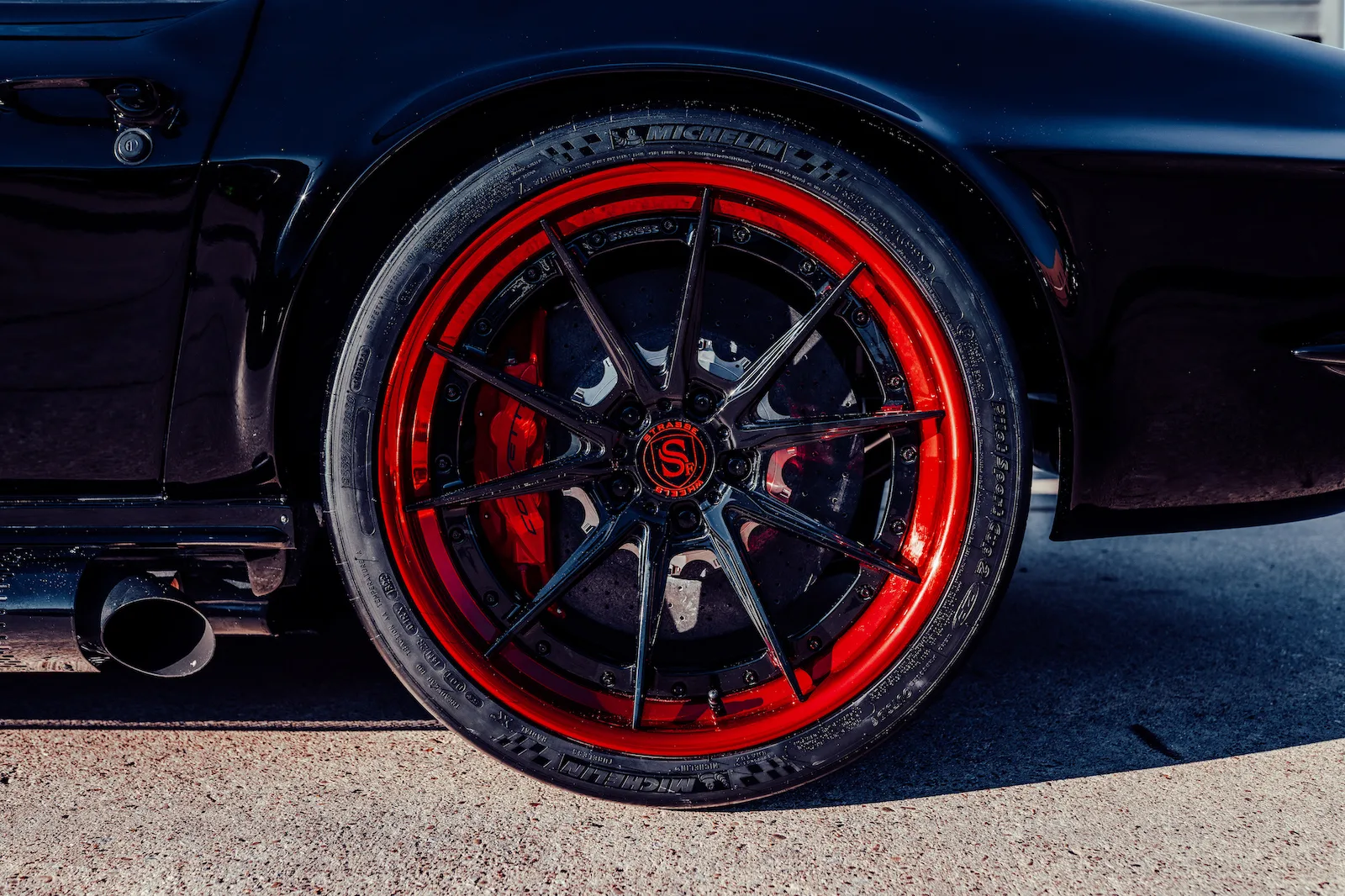 Strasse SV10 Deep Concave FS on Chevrolet Corvette C2, photo 3