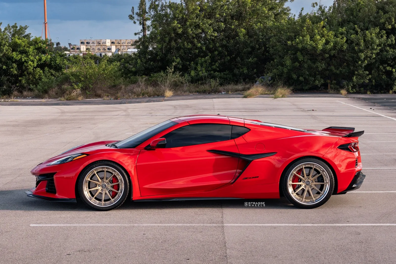 Strasse SV10 Deep Concave FS on Chevrolet Corvette C8, photo 4