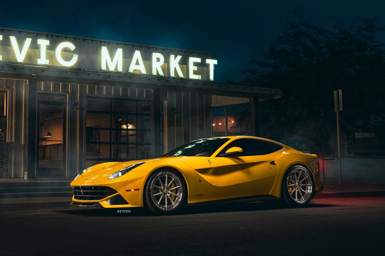 Strasse SV10 Deep Concave FS on Ferrari F12 F152, photo 3