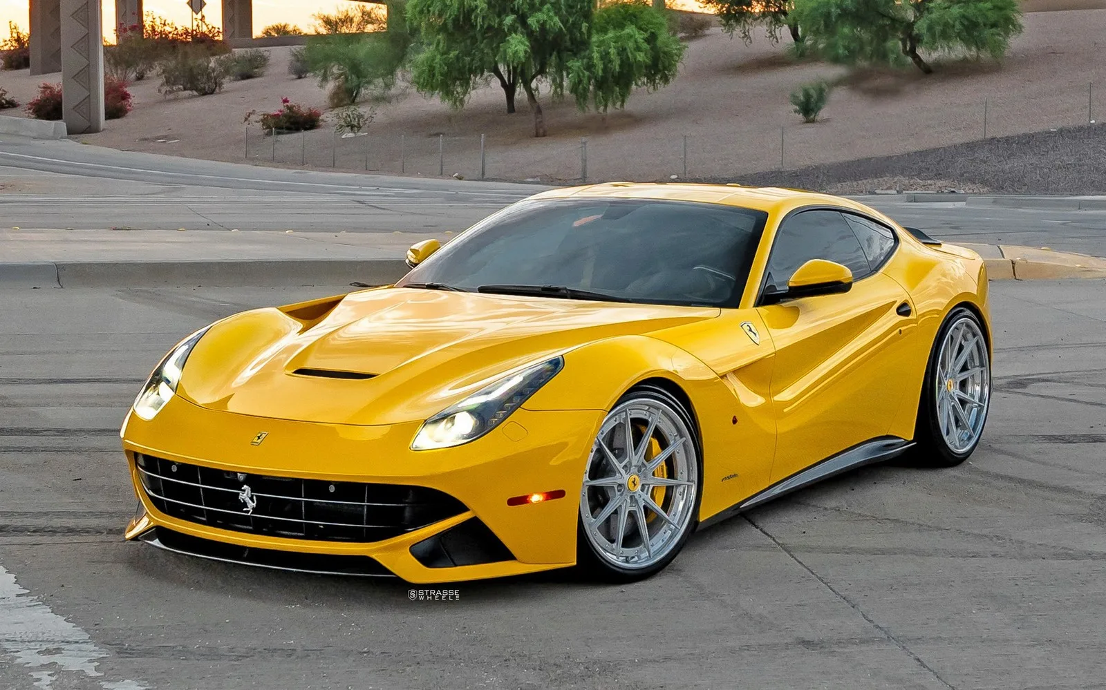 Strasse SV10 Deep Concave FS on Ferrari F12 F152, photo 7