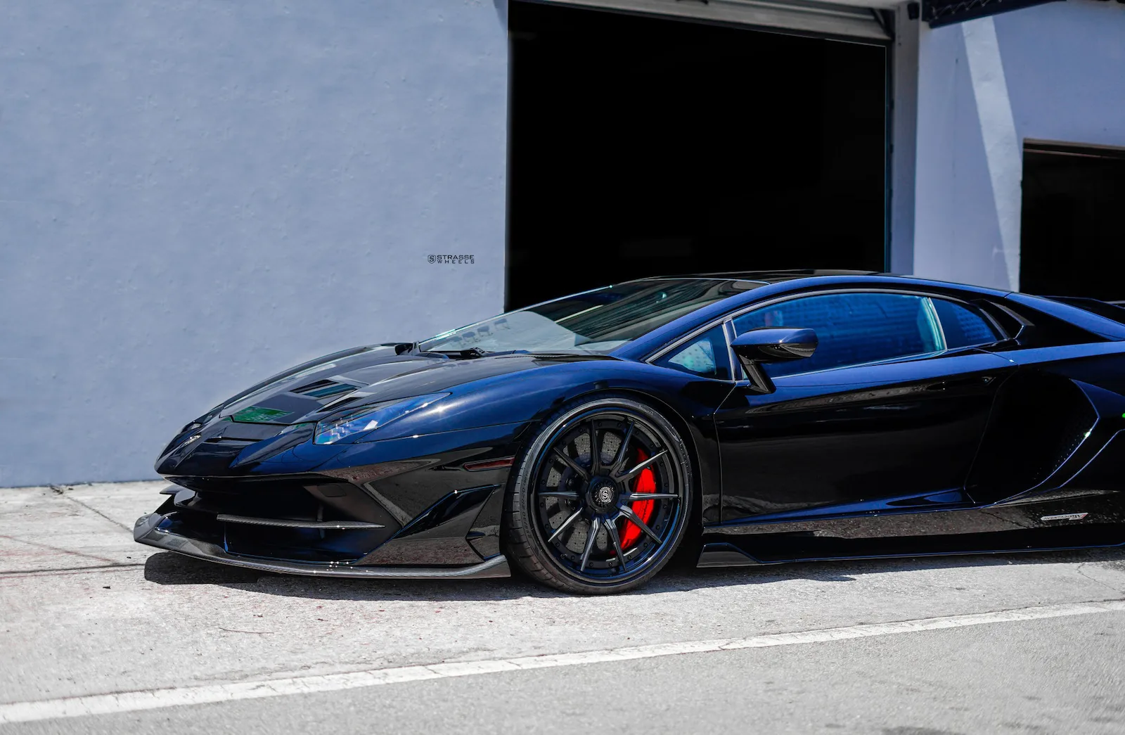 Strasse SV10 Deep Concave FS on Lamborghini Aventador SVJ LP 770-4 (2018-2022), photo 5