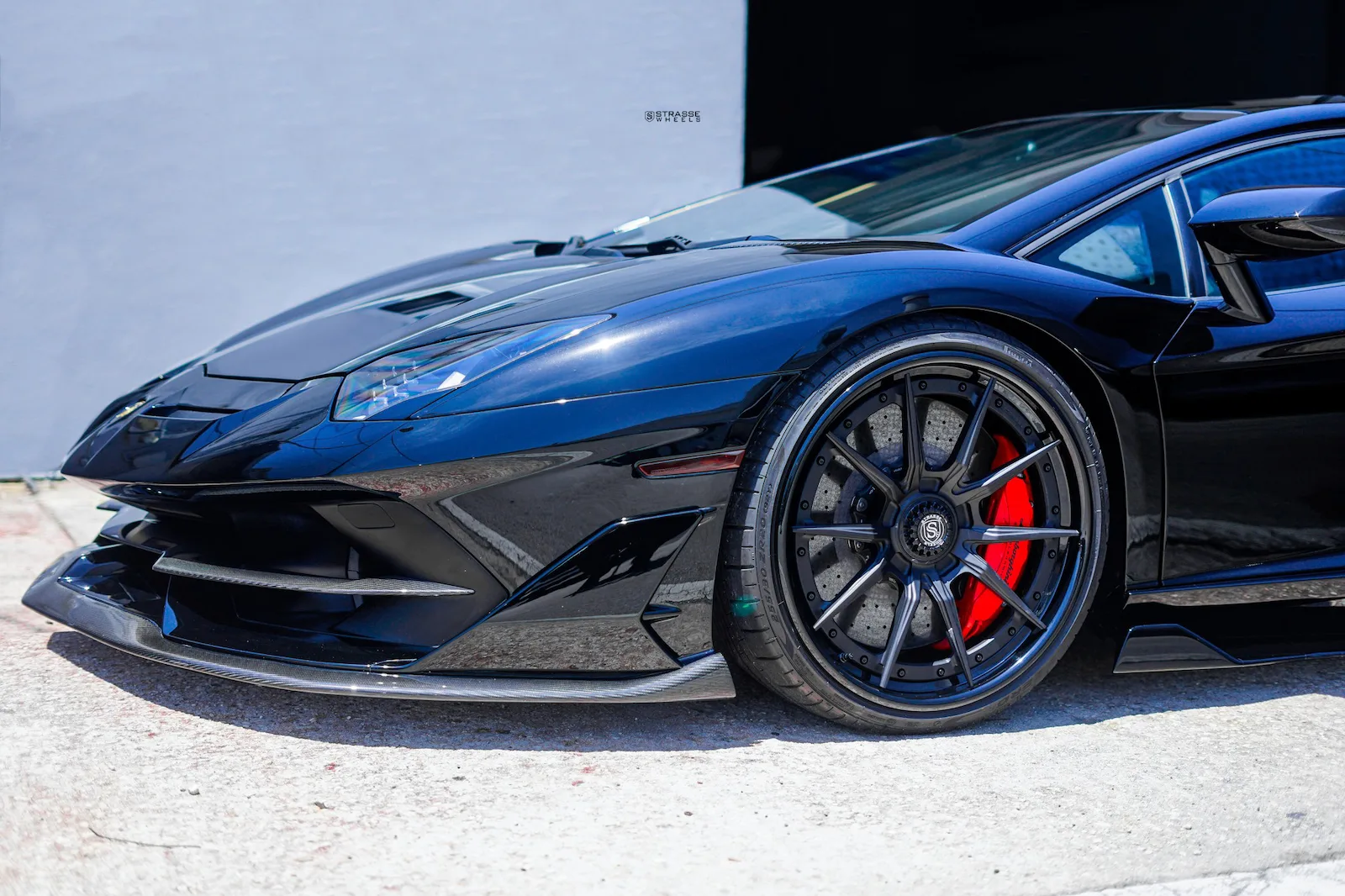 Strasse SV10 Deep Concave FS on Lamborghini Aventador SVJ LP 770-4 (2018-2022), photo 8
