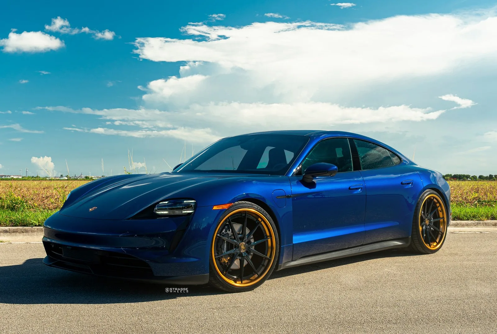 Strasse SV10 Deep Concave FS on Porsche Taycan J1.1, photo 4