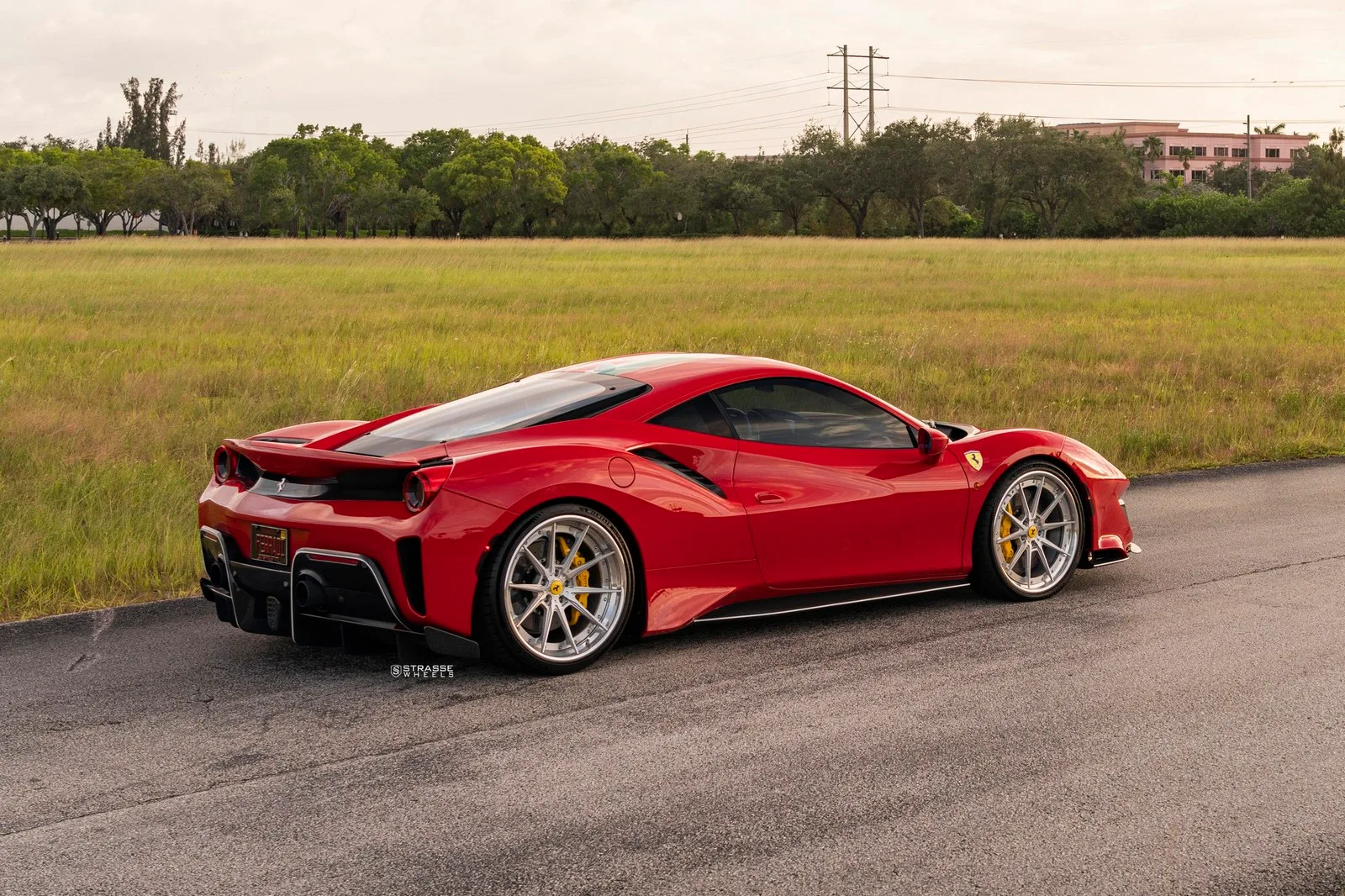 Strasse SV10 Deep Concave FS on Ferrari 488, photo 7